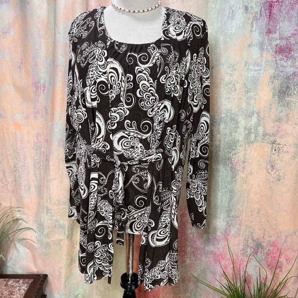 📌Chaus Sleeveless Top and Long Sleeves Cardigan / Jacket